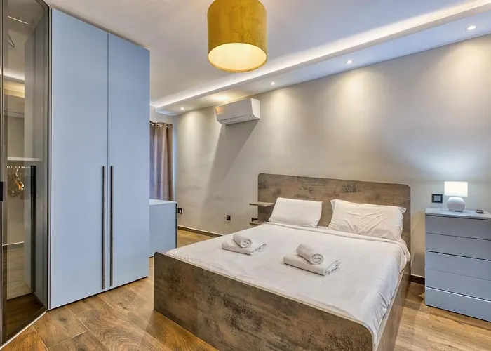 شقة Bugibba 2 Minutes From The Sea خليج سانت بول