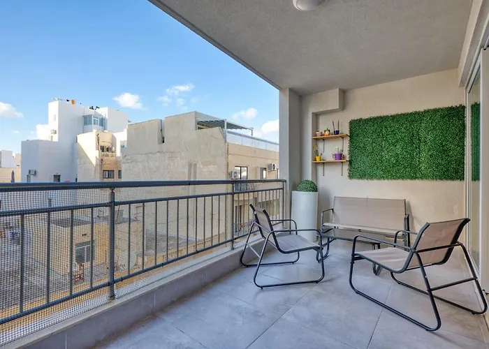 Bugibba 2 Minutes From The Sea